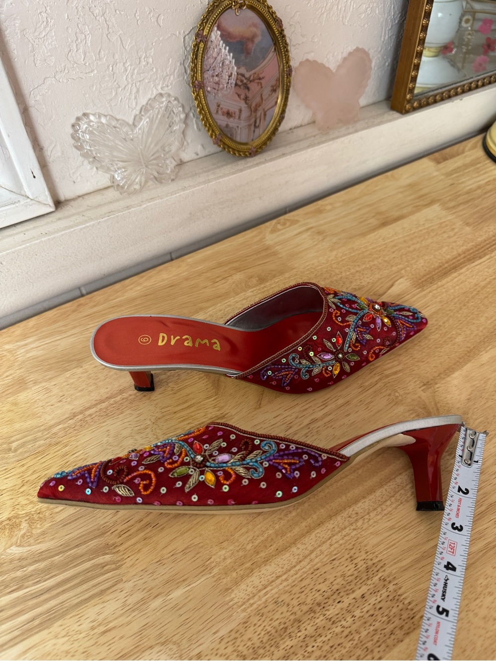 2000s Drama Beaded Pointed Toe Kitten Heels Size 9 Y2K Jewel Embellished Whimsy - Picture 7 of 15